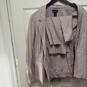 Vero Moda Women's Beige Blazer